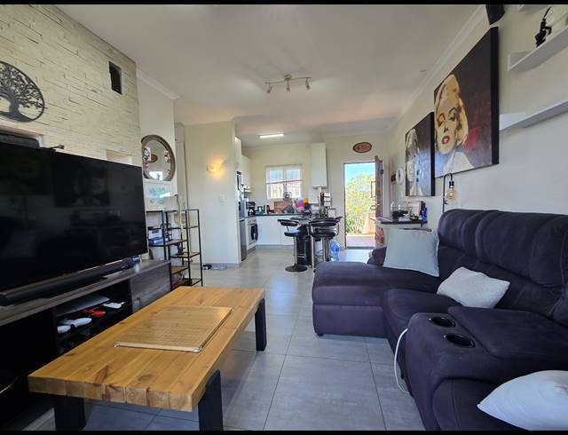 2 BEDROOM APARTMENT FOR SALE IN SHEFFIELD MANOR